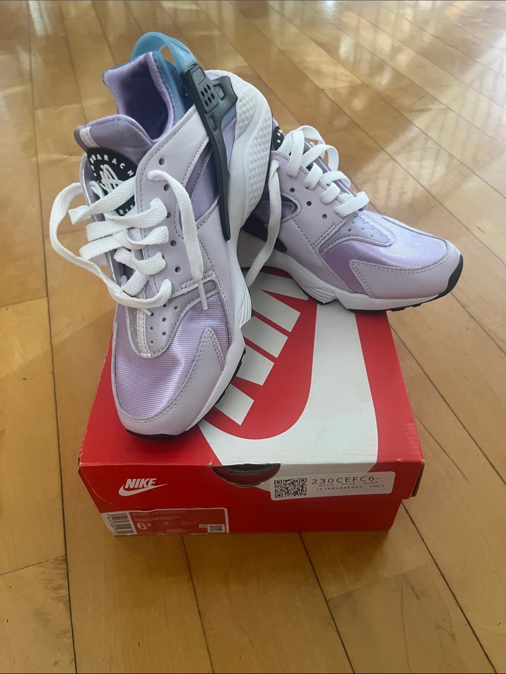 Nike Women’s Huarache
